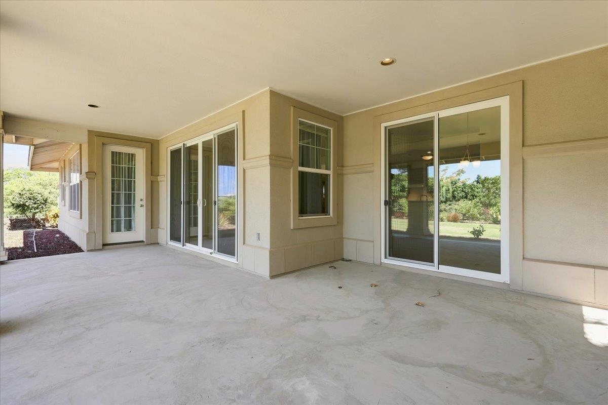 8 Moana Ave Property Photo 24