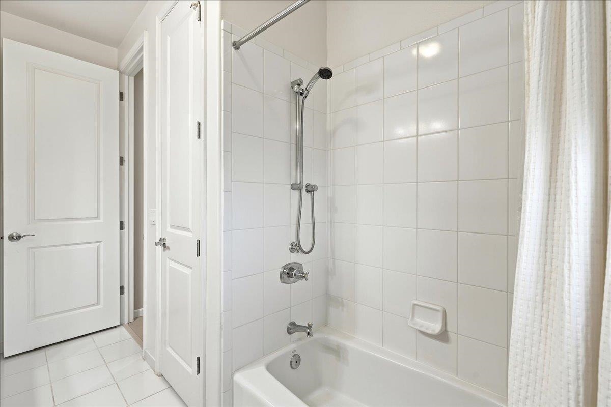 8 Moana Ave Property Photo 46