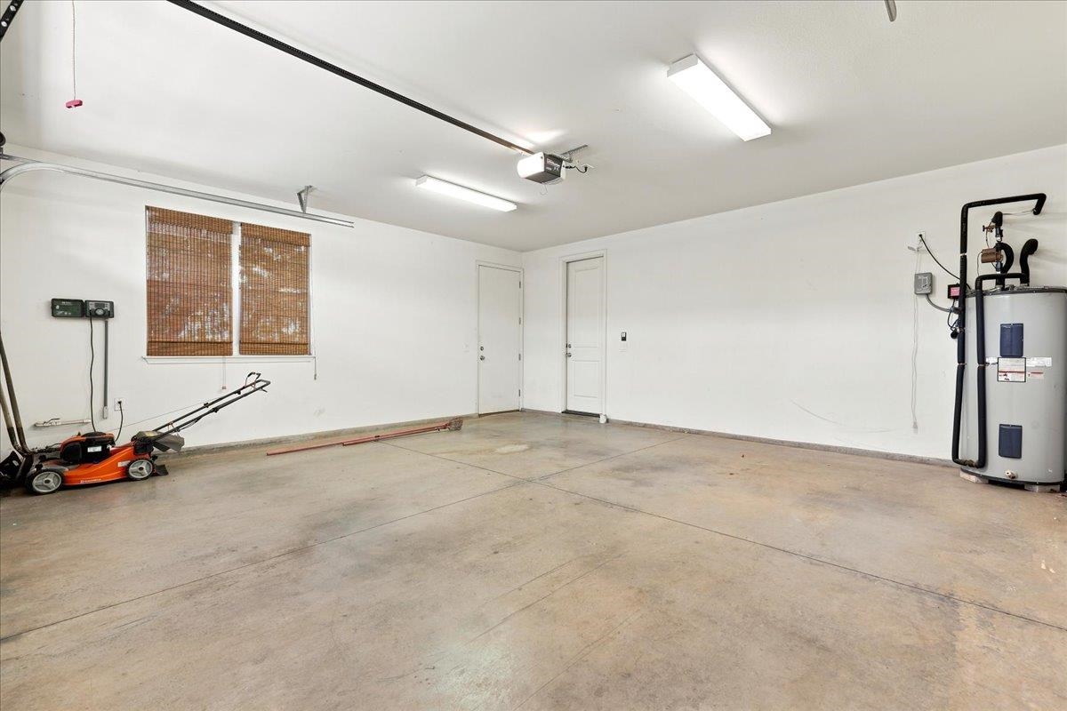 8 Moana Ave Property Photo 48