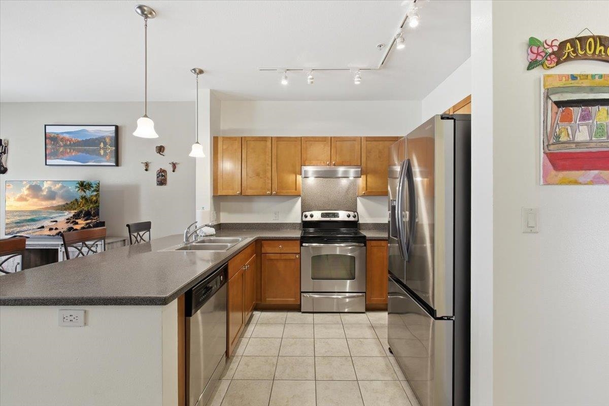 15 E Kuu Aku Ln Property Photo 9
