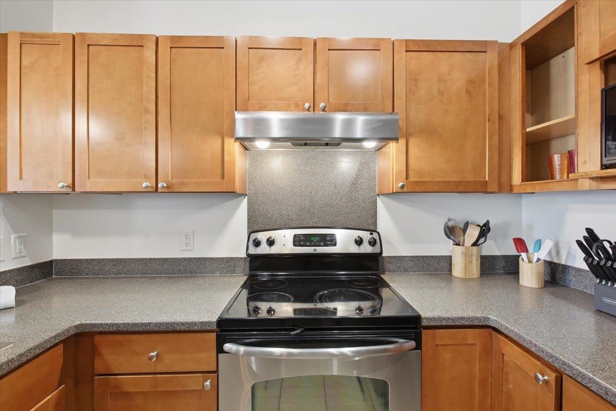 15 E Kuu Aku Ln Property Photo 14