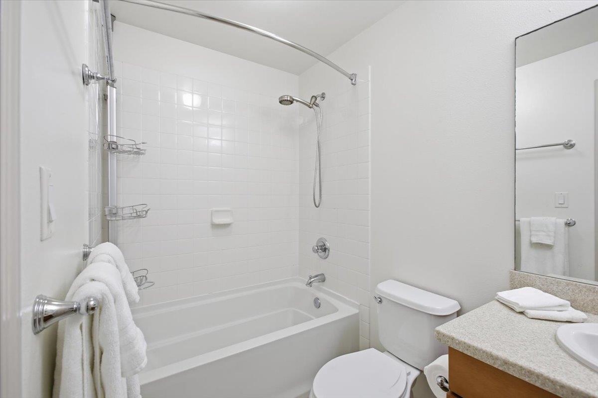 15 E Kuu Aku Ln Property Photo 29