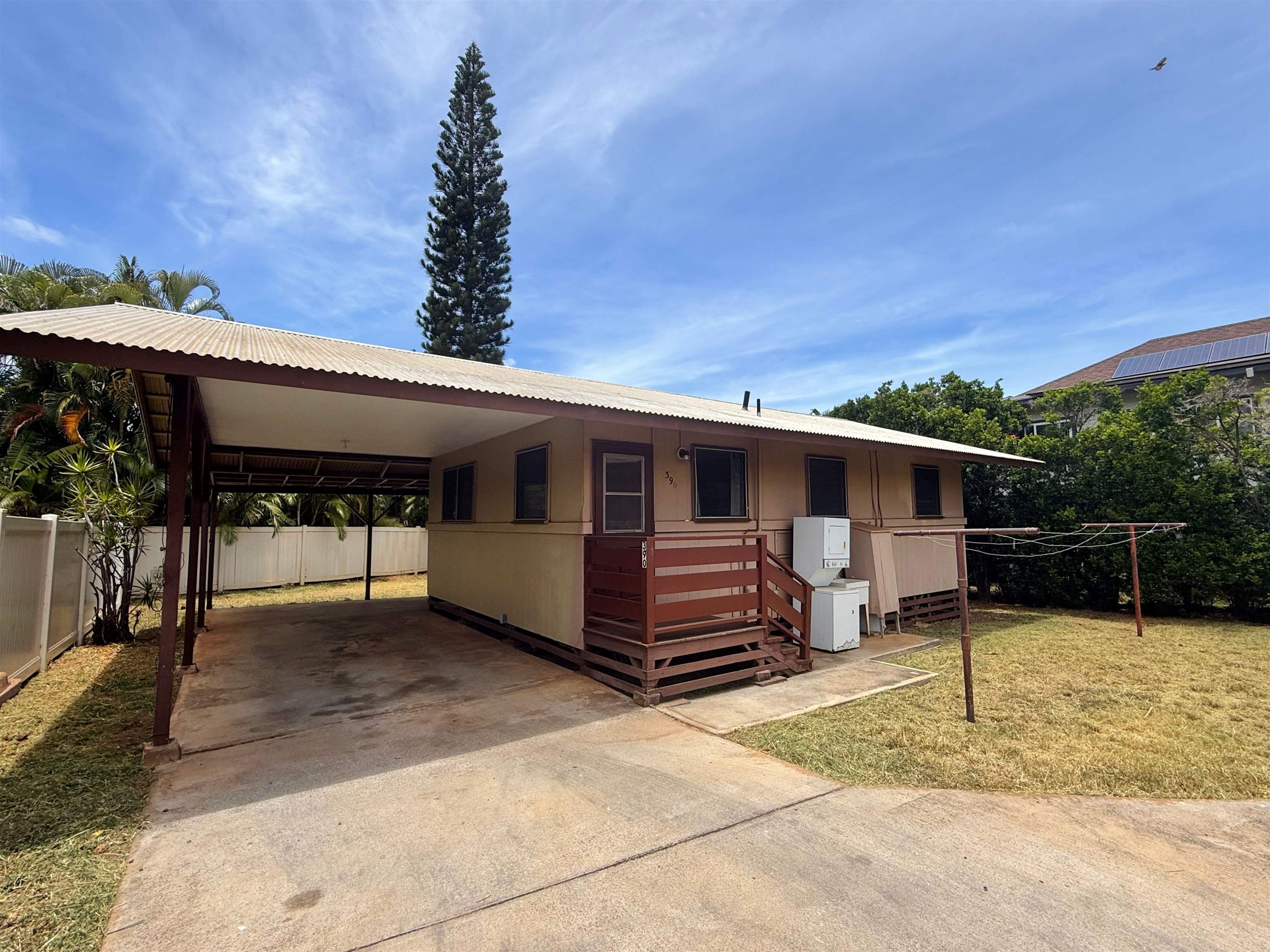 390 Auhana Rd Property Photo 1