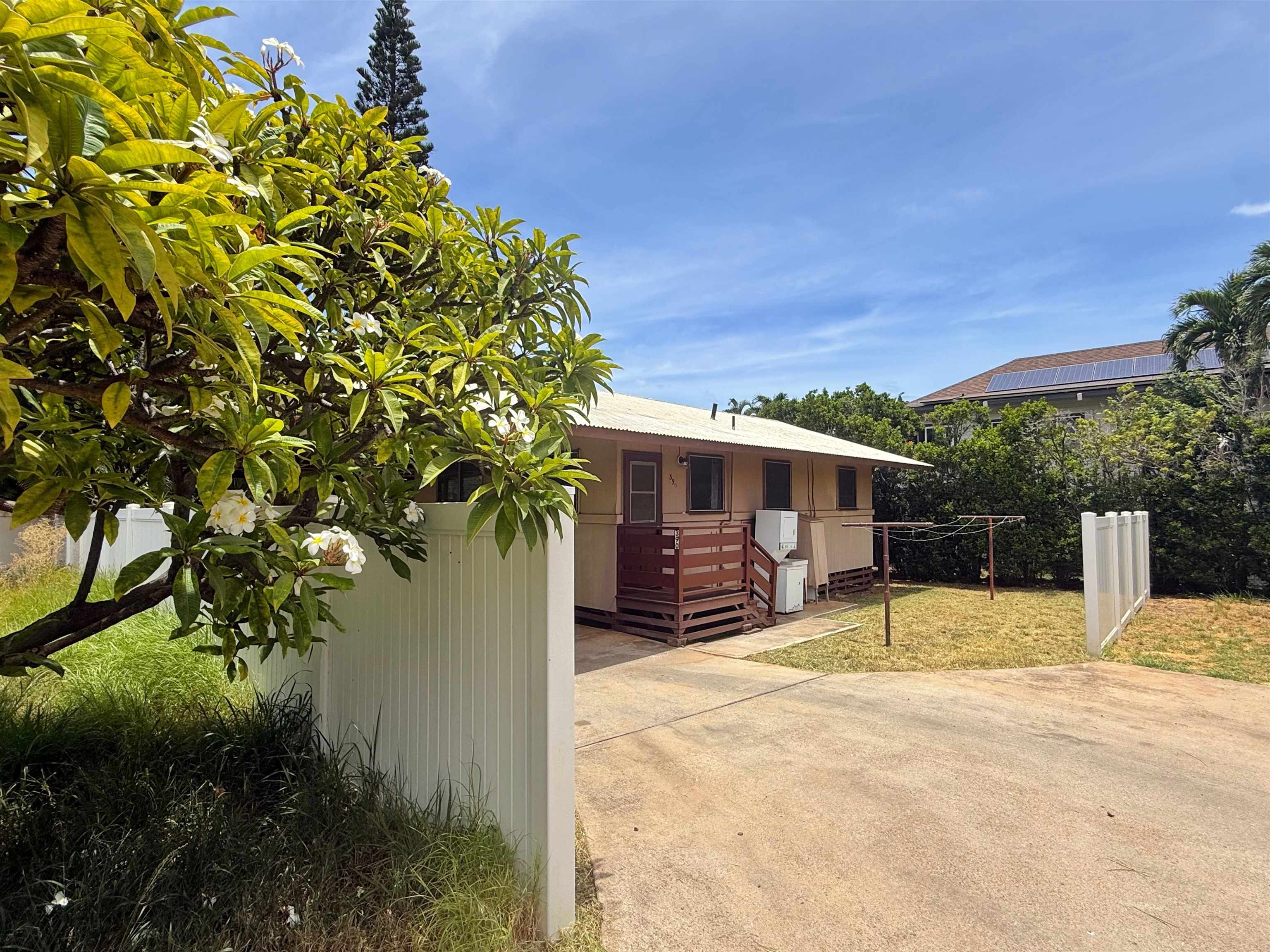 390 Auhana Rd Property Photo 4