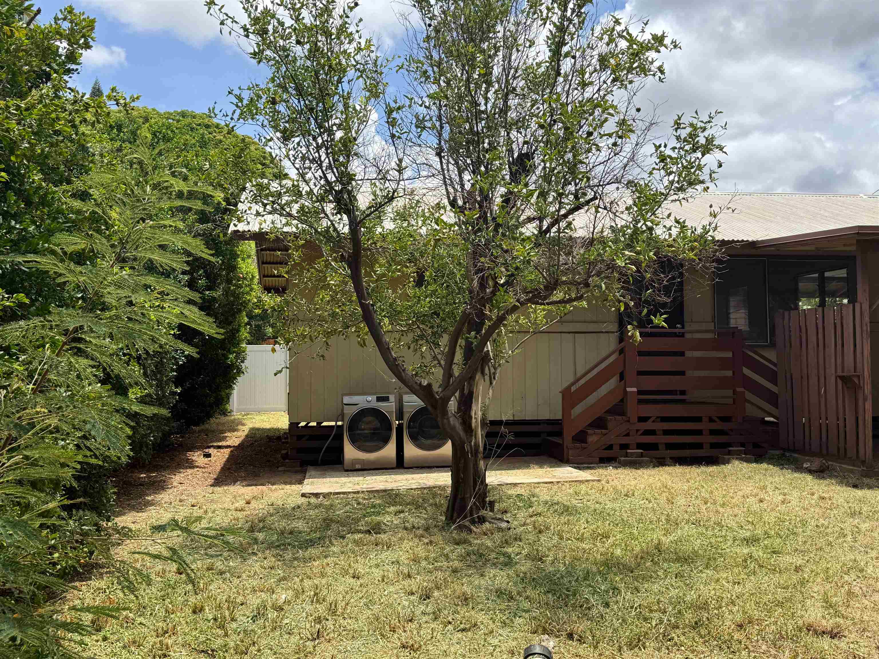 390 Auhana Rd Property Photo 8