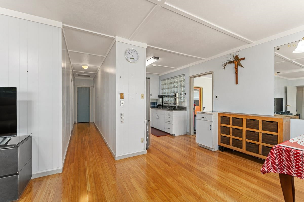 396 Kahiki St Property Photo 20