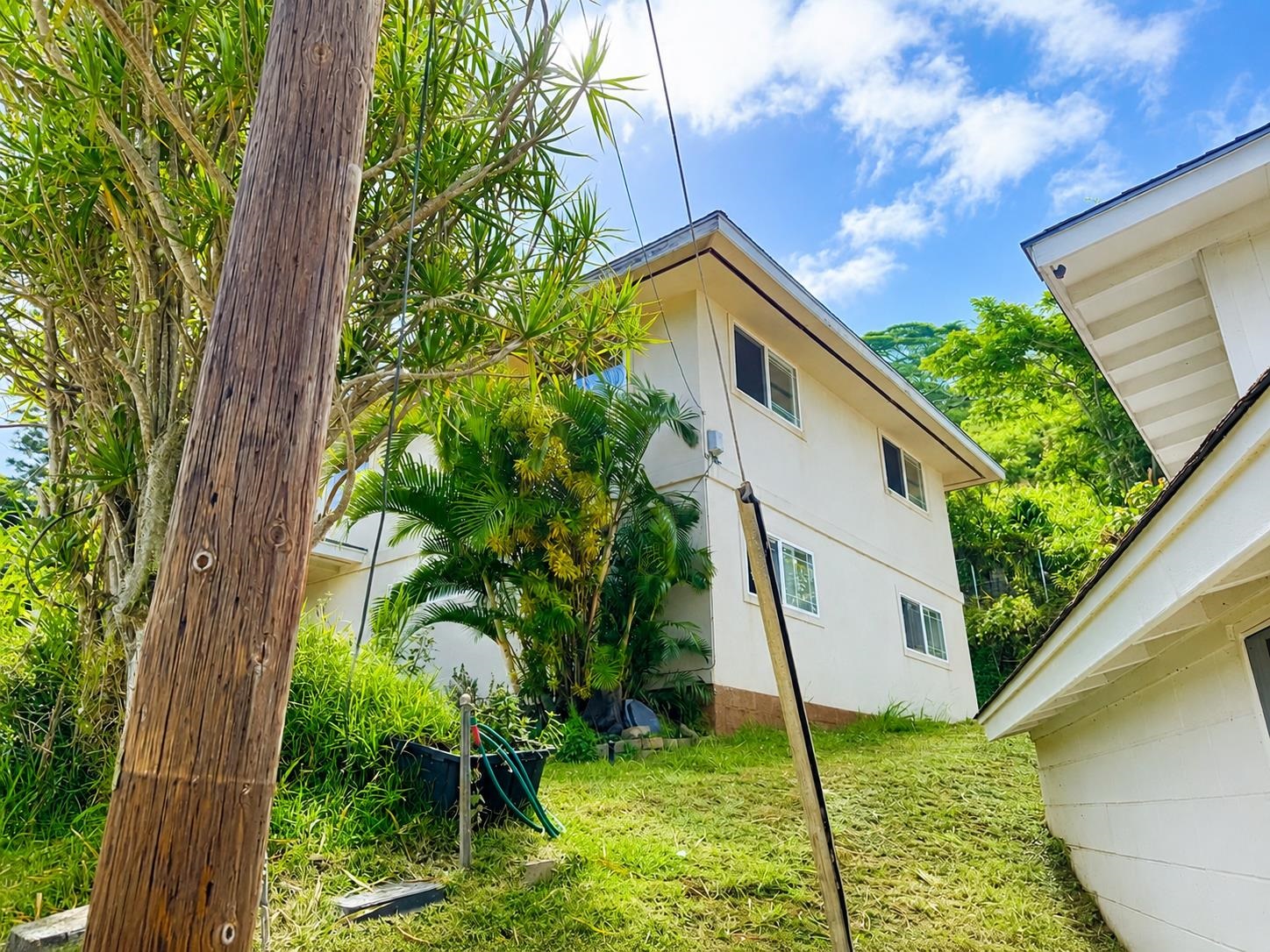 2296 Mokuhau Rd Property Photo 3