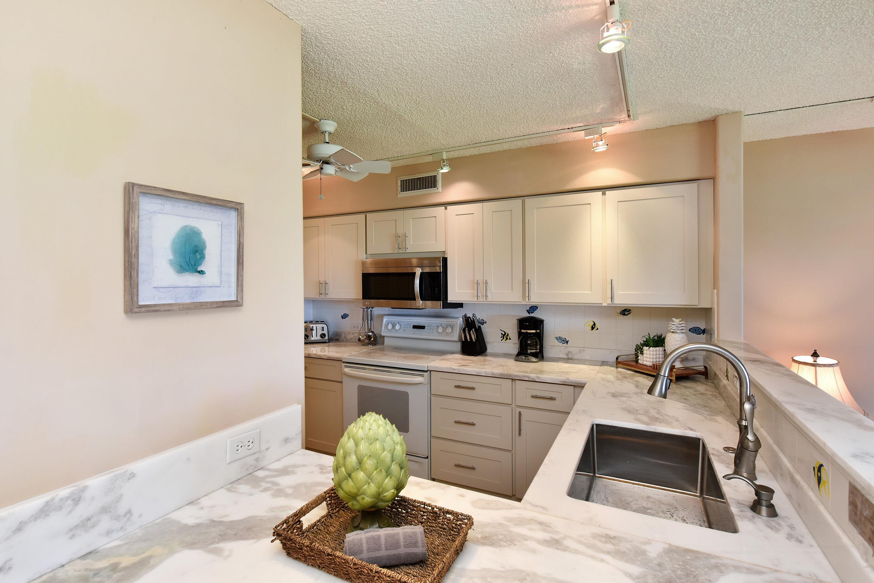 2560 Kekaa Dr Property Photo 22