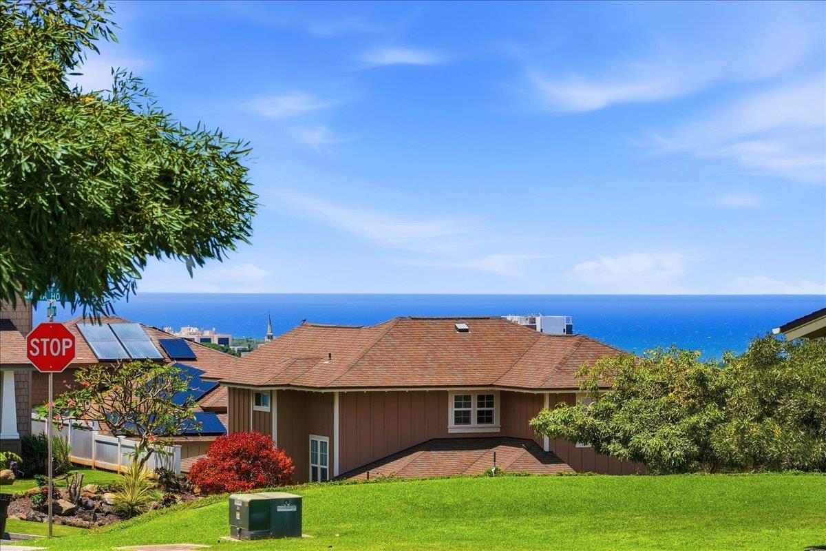 32 Kinohi Loa St Property Photo 11