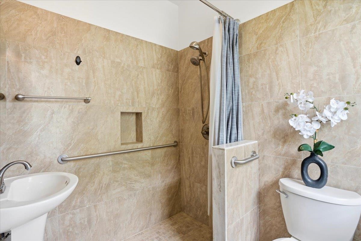 32 Kinohi Loa St Property Photo 40