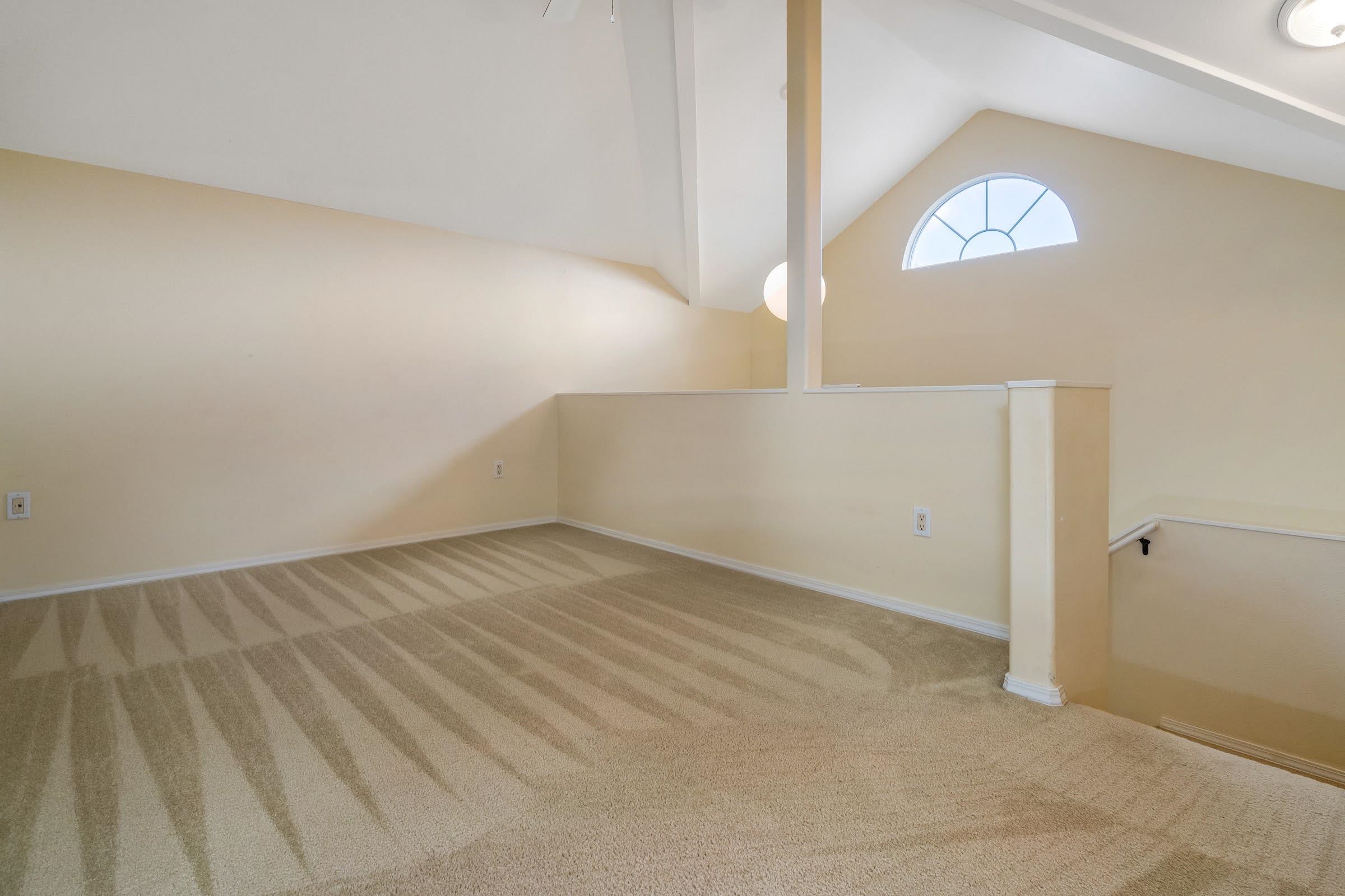 10 Halili Ln Property Photo 4