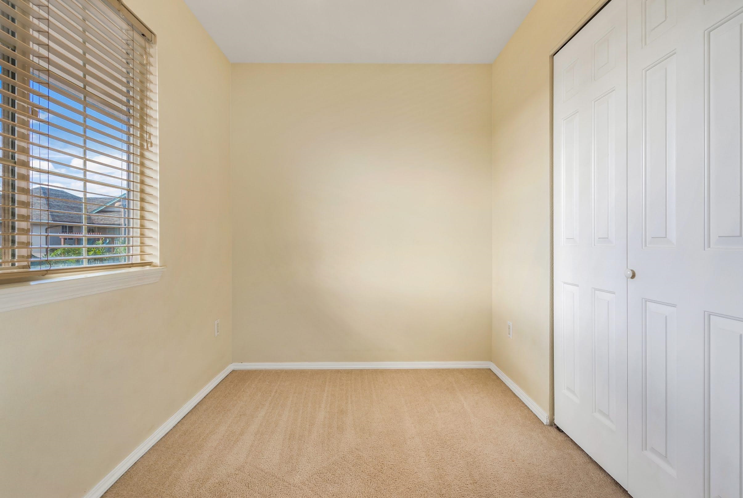 10 Halili Ln Property Photo 17