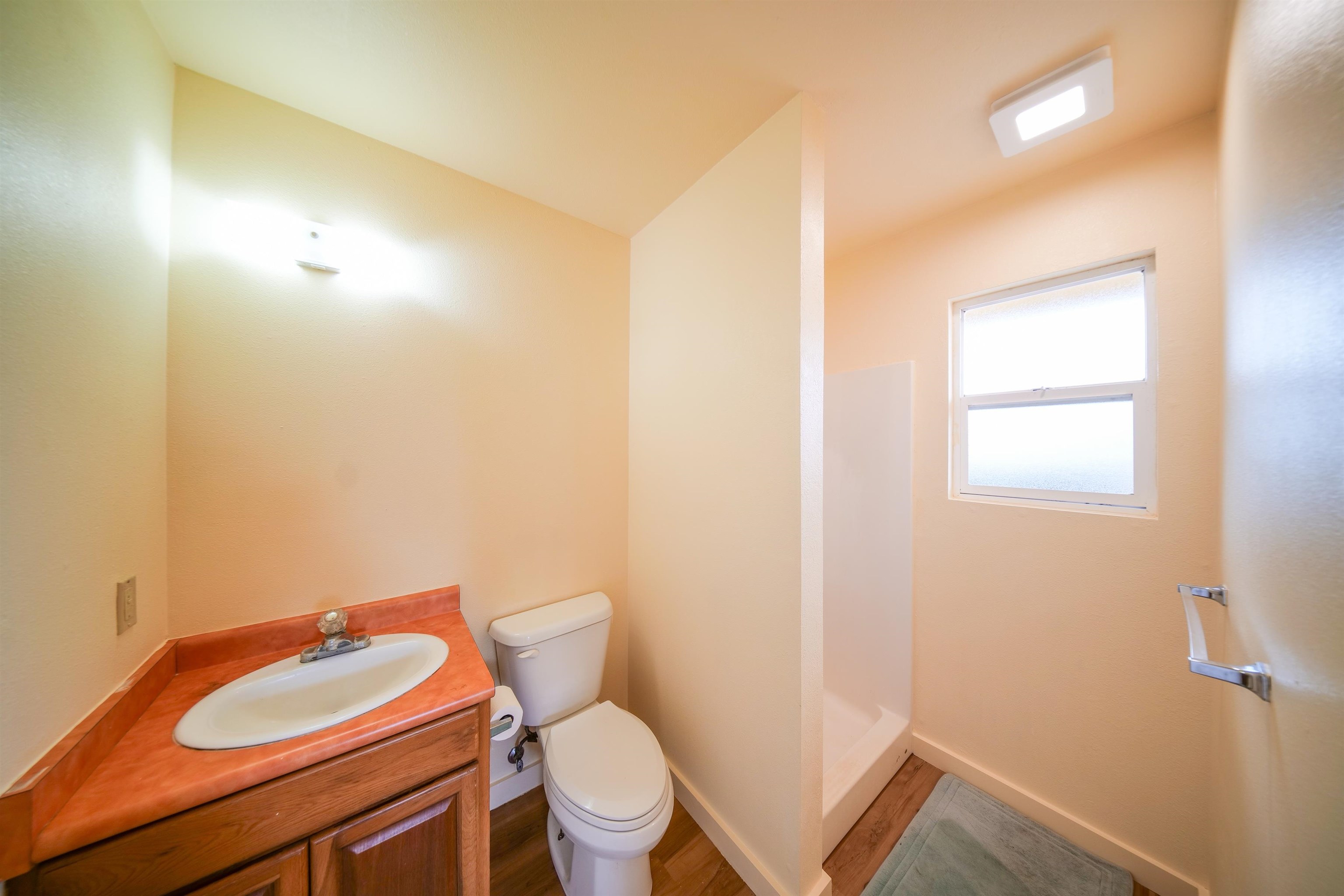325 Gay St Property Photo 11