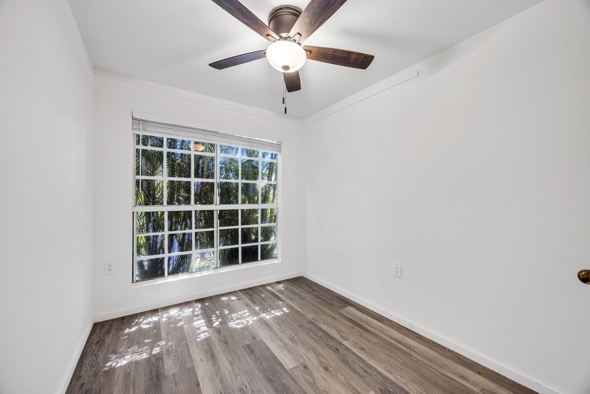 160 Keonekai Rd Property Photo 13