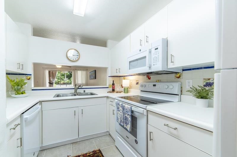 34 Waiaka Ln Property Photo 5