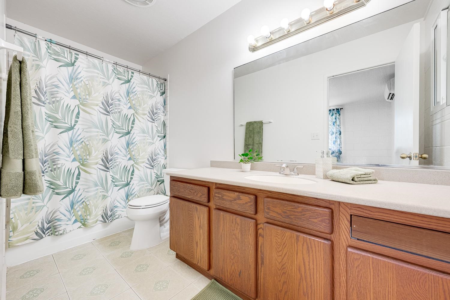 978 Lekeona Loop Property Photo 20