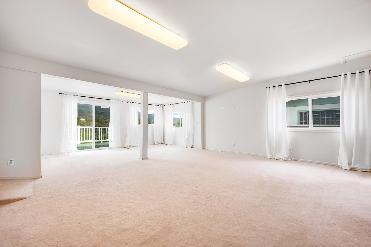 978 Lekeona Loop Property Photo 23