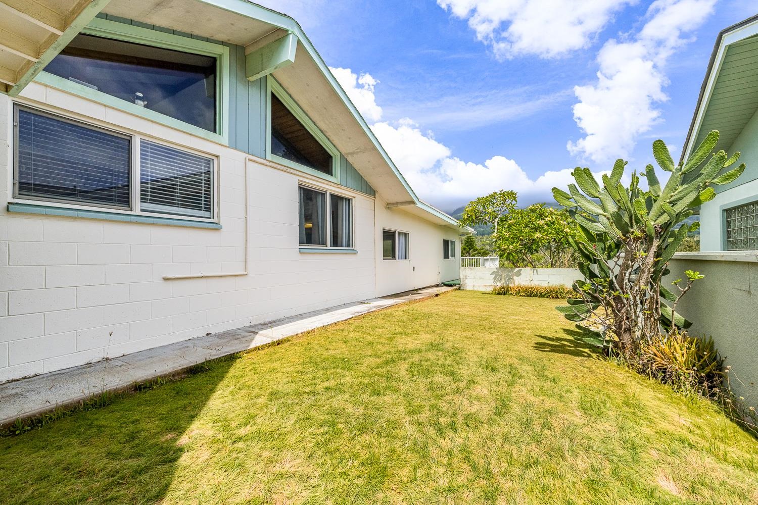 978 Lekeona Loop Property Photo 29