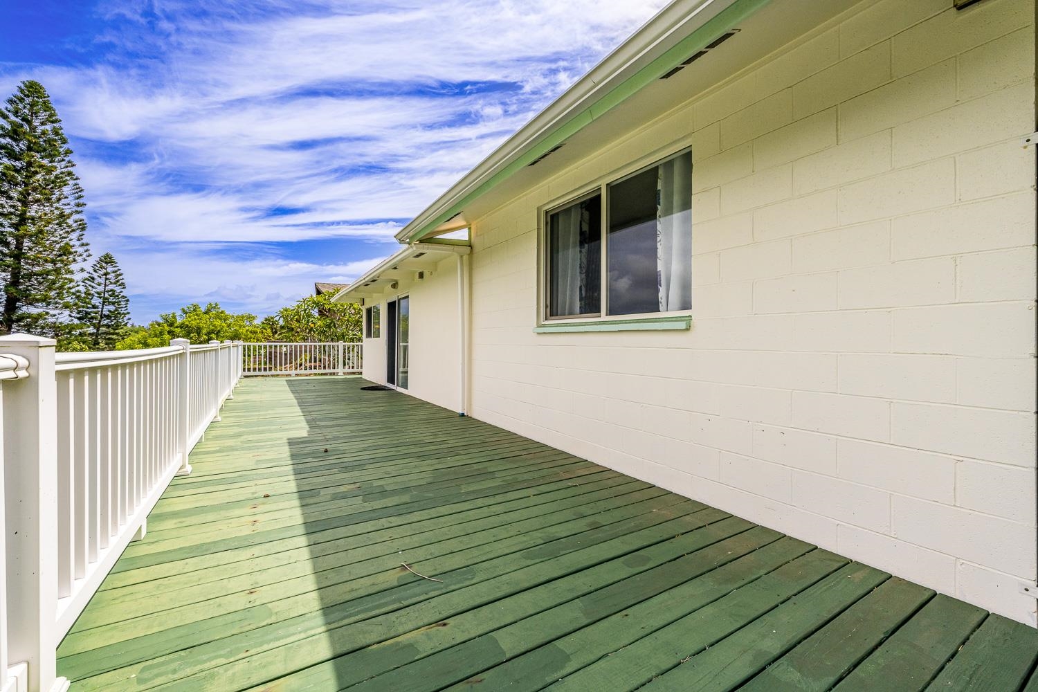 978 Lekeona Loop Property Photo 32