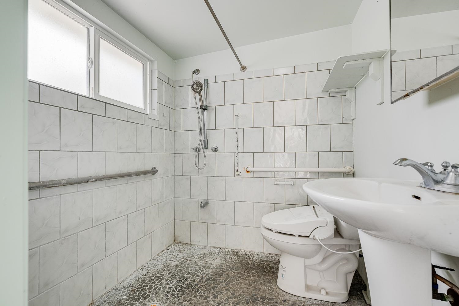 978 Lekeona Loop Property Photo 37