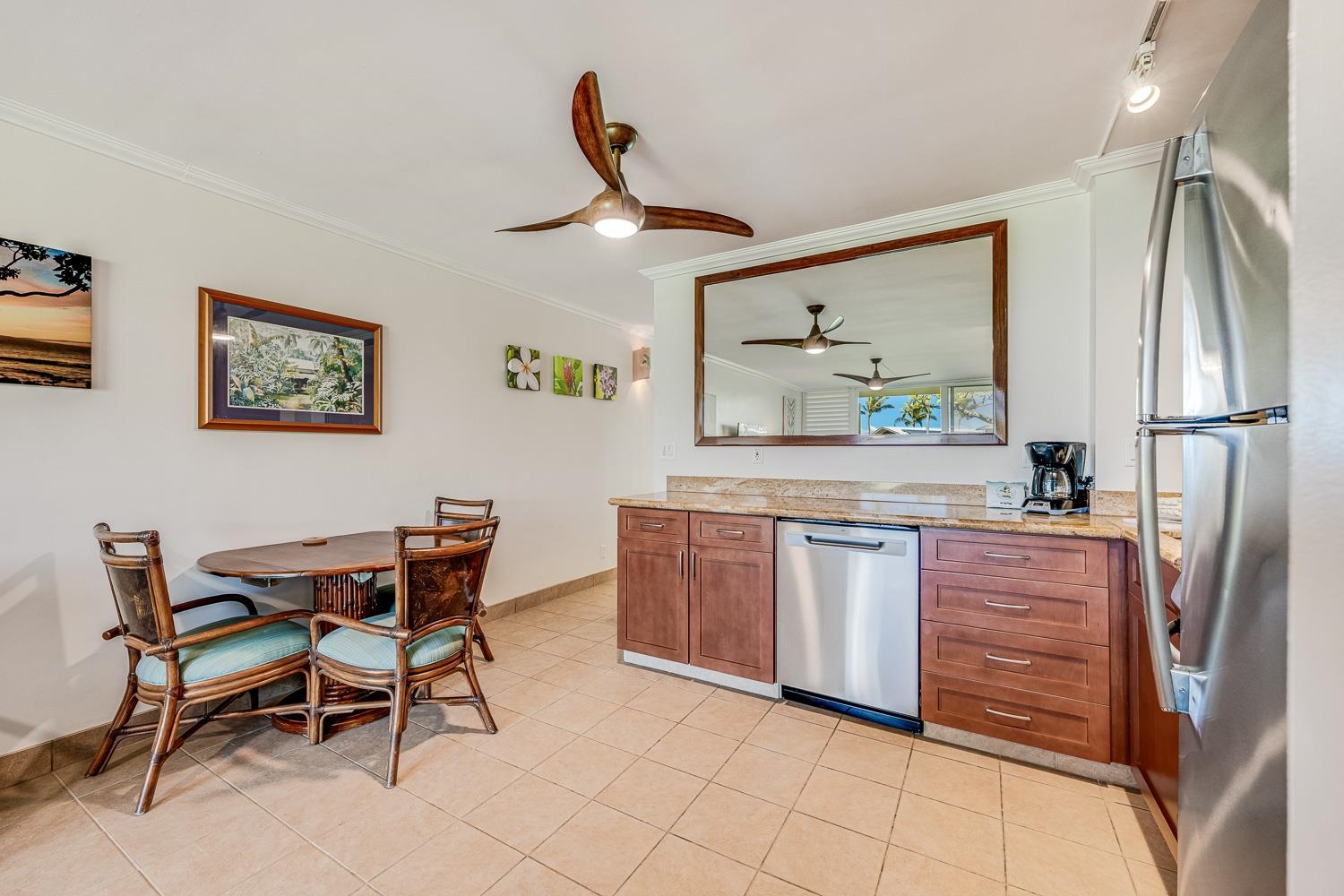5315 Lower Honoapiilani Rd Property Photo 11