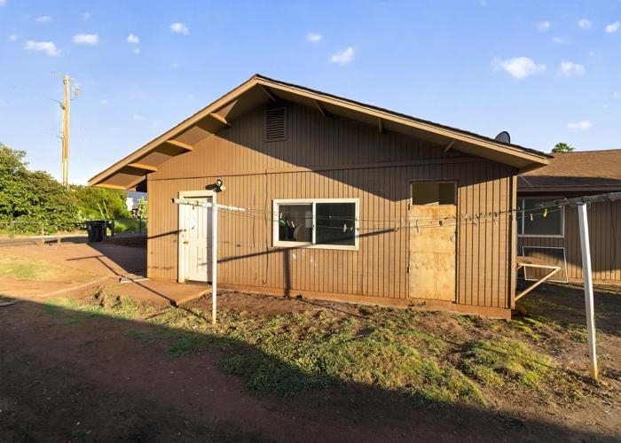 272 Hoalike St Property Photo 2