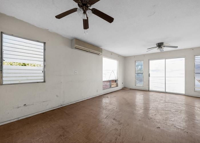 272 Hoalike St Property Photo 9