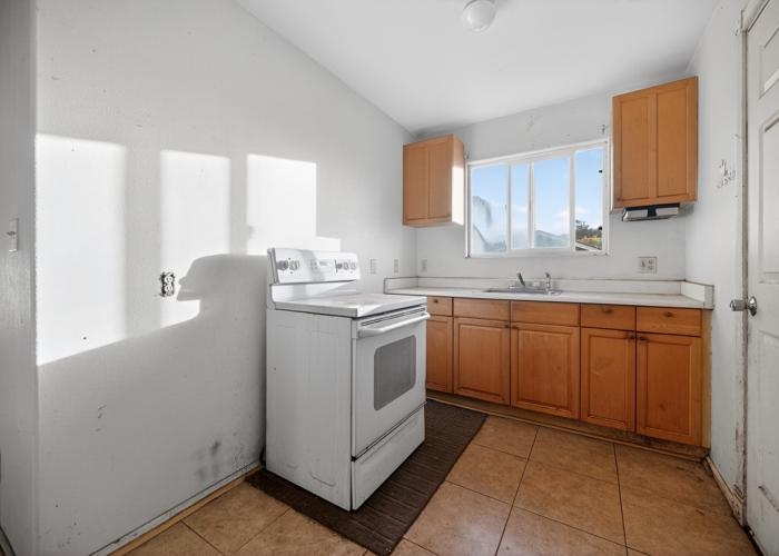 272 Hoalike St Property Photo 10