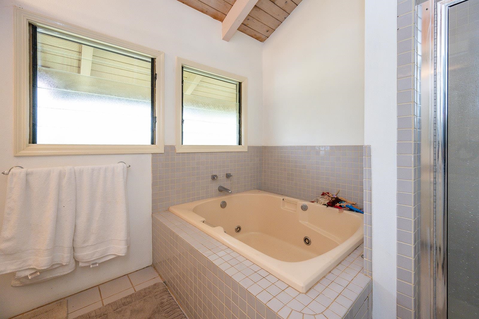 3863 Mahinahina St Property Photo 14