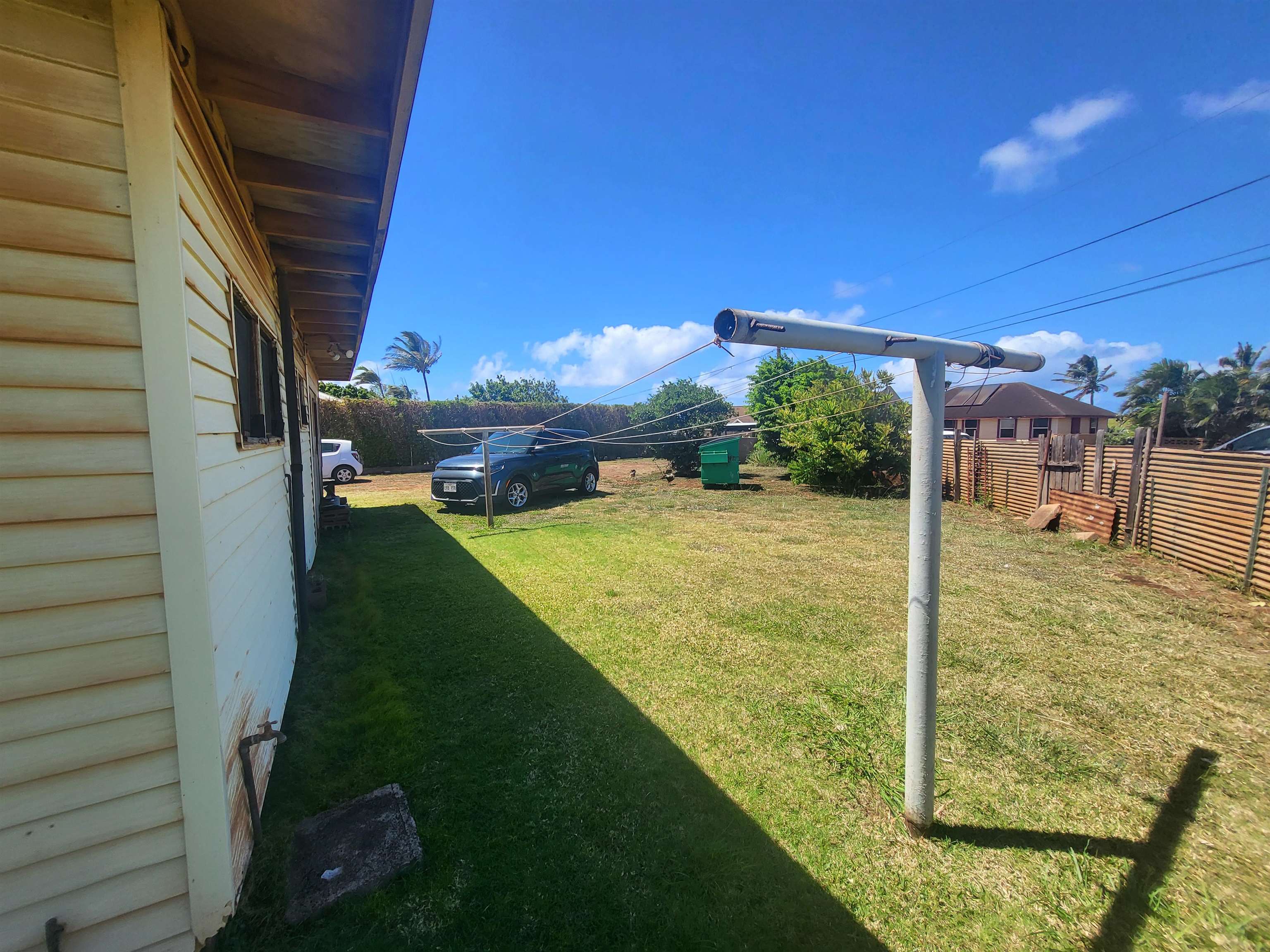 345 Baldwin Ave Property Photo 3
