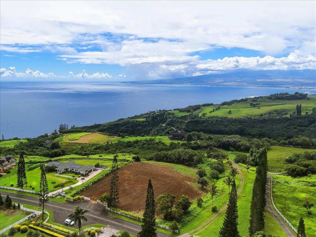 21 Lahaole Pl Property Photo 2