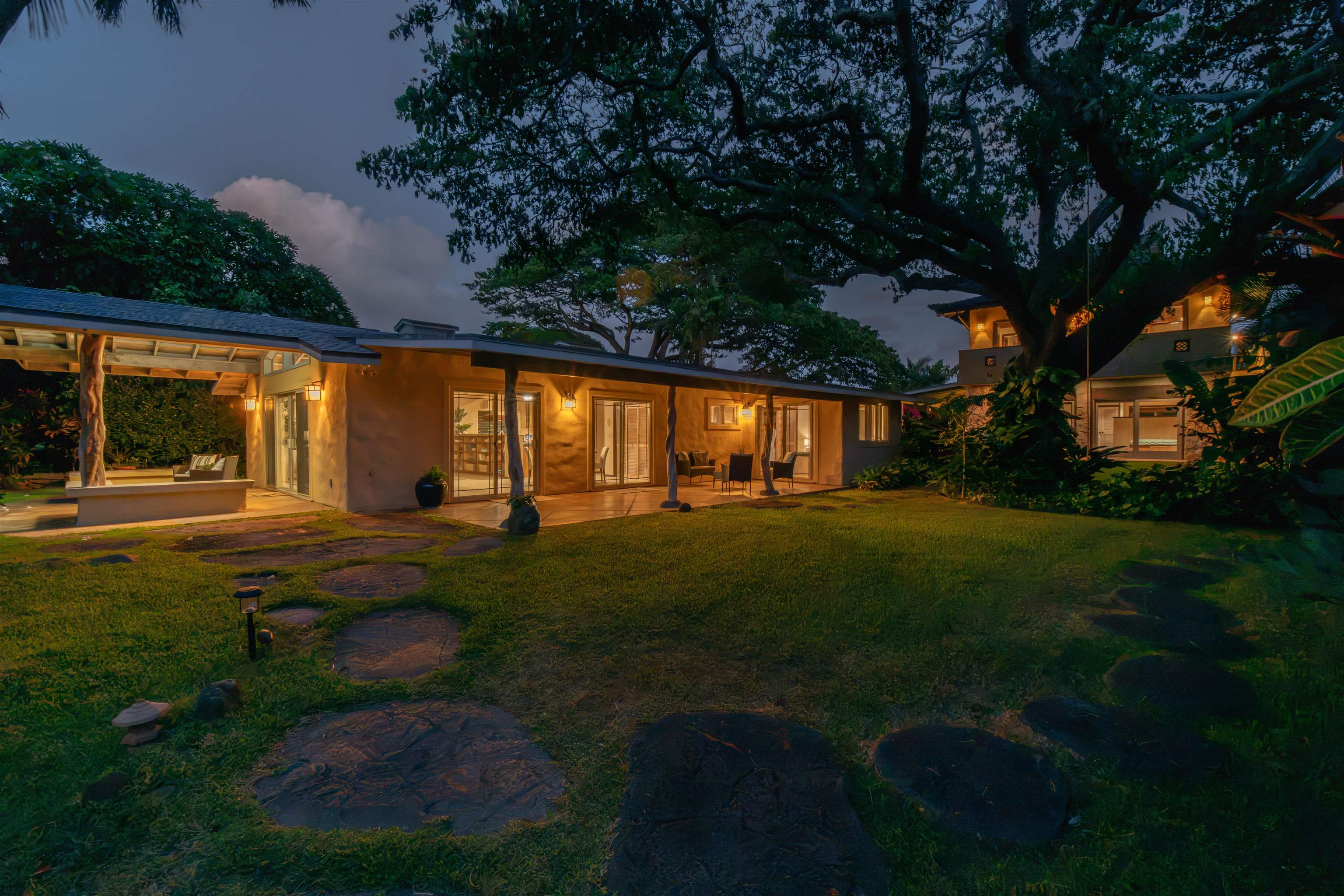 450 Laulea Pl Property Photo 2