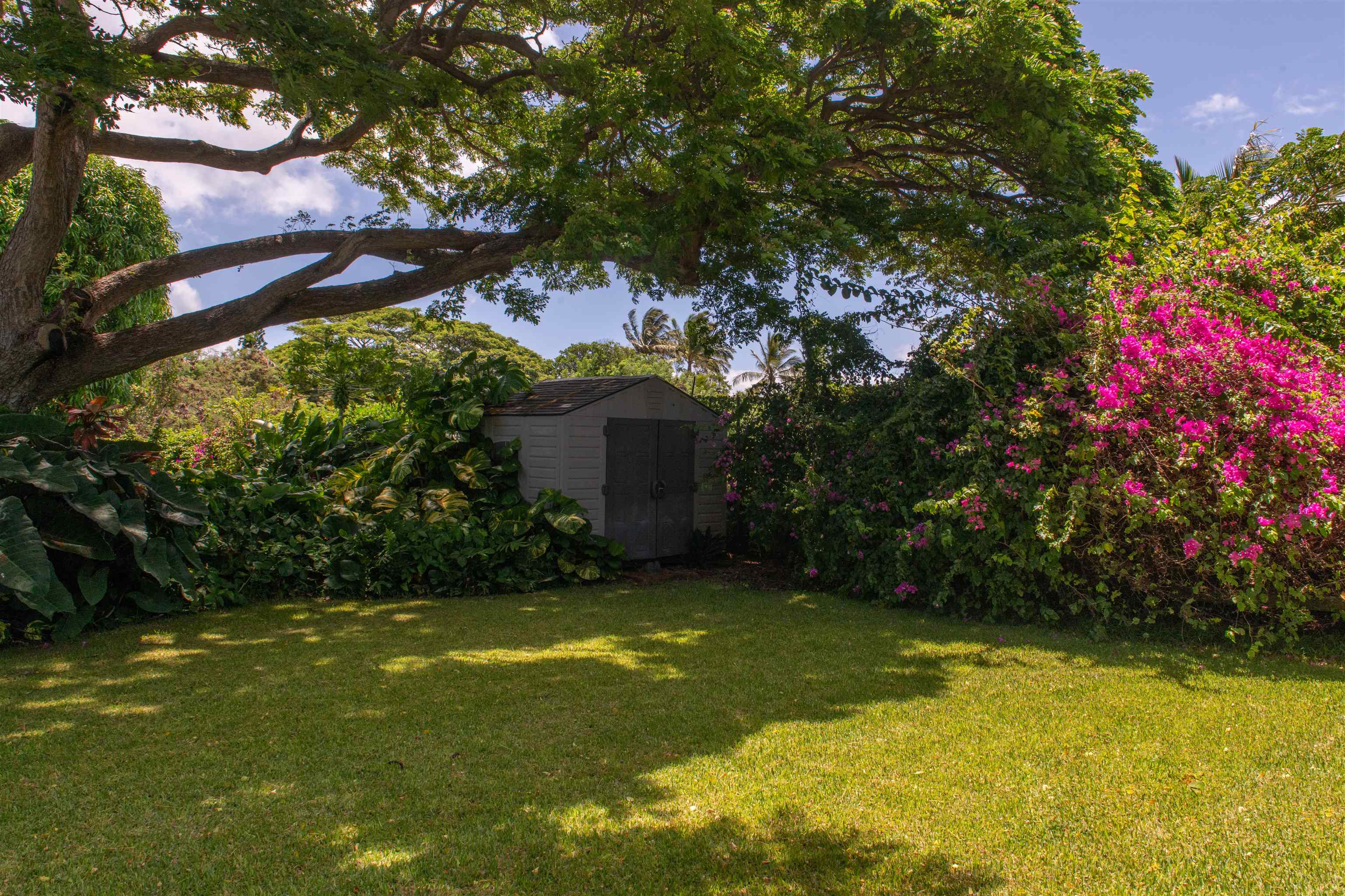 450 Laulea Pl Property Photo 31