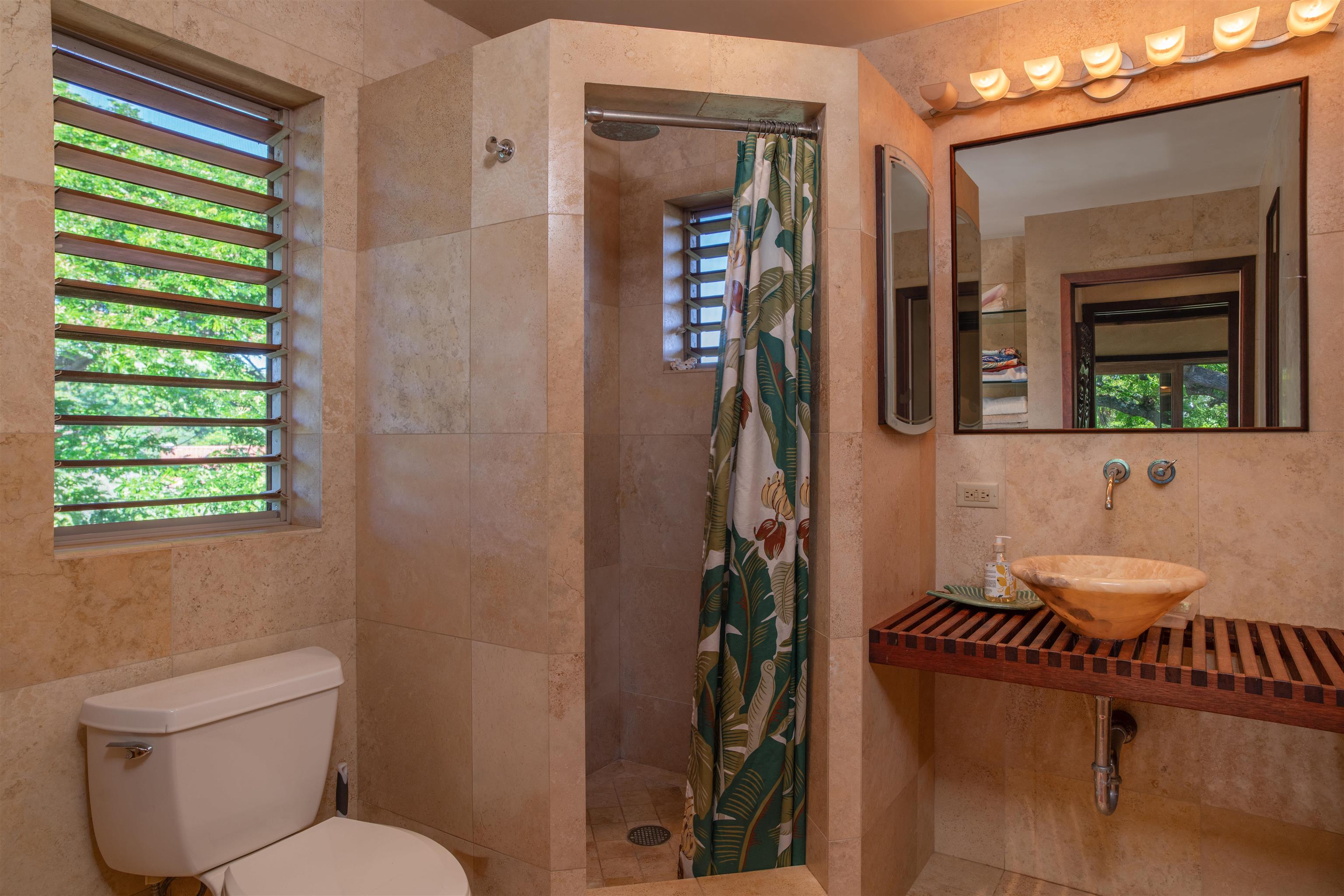 450 Laulea Pl Property Photo 41