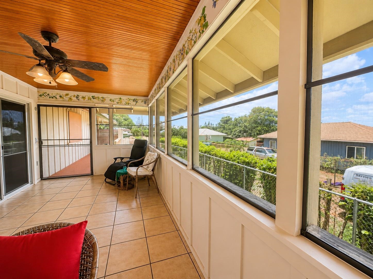 1633 Farrington Ave Property Photo 26