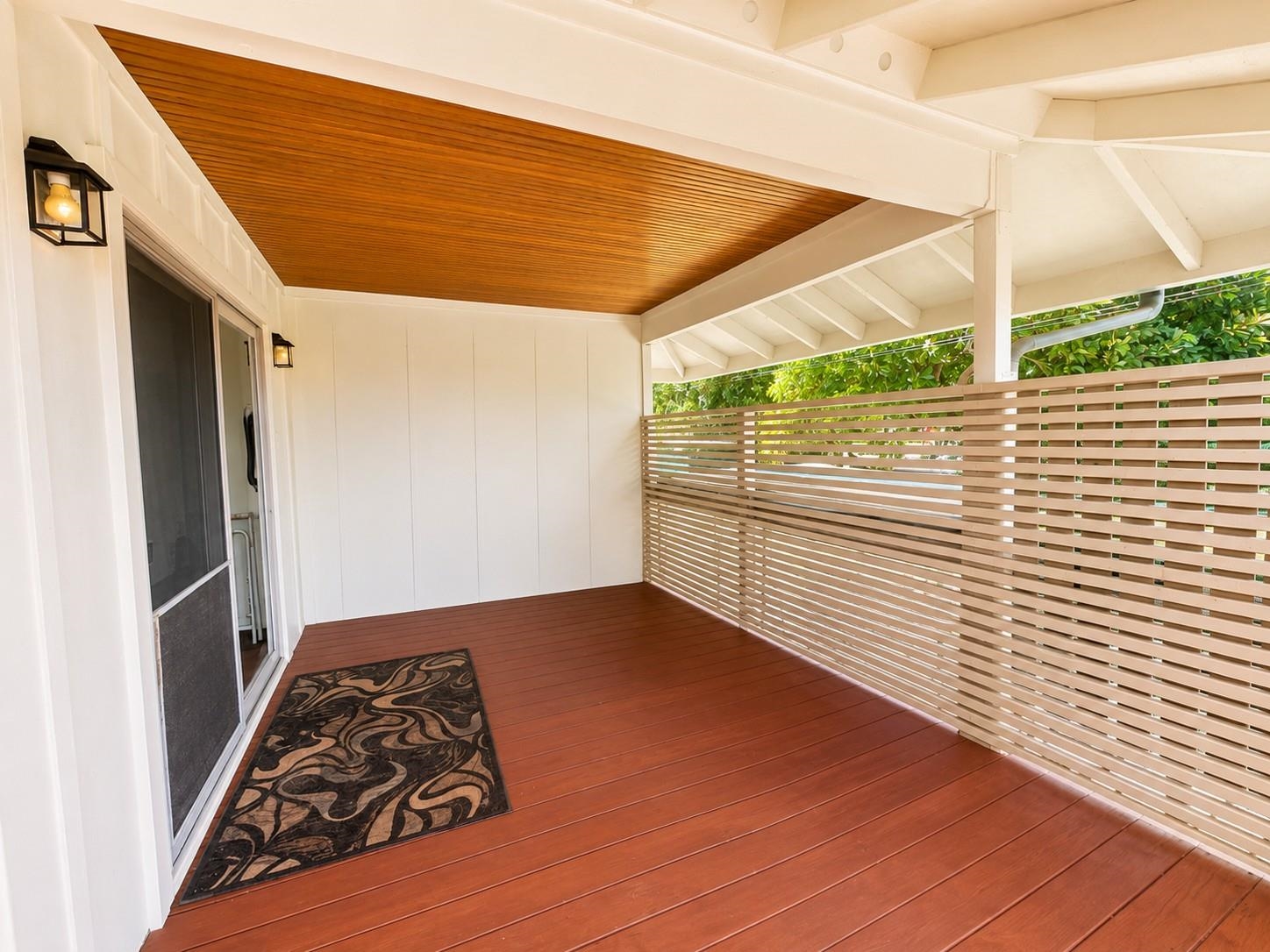 1633 Farrington Ave Property Photo 27