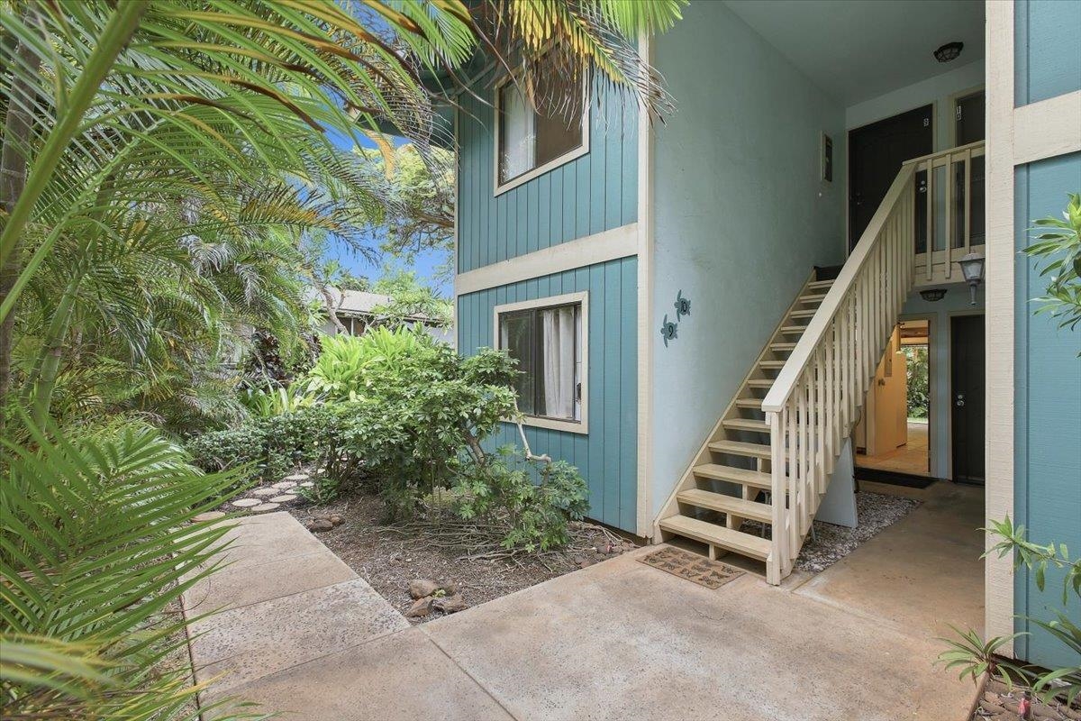 2140 Awihi Pl Property Photo 9