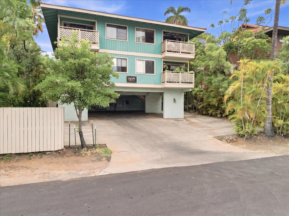 2140 Awihi Pl Property Photo 26