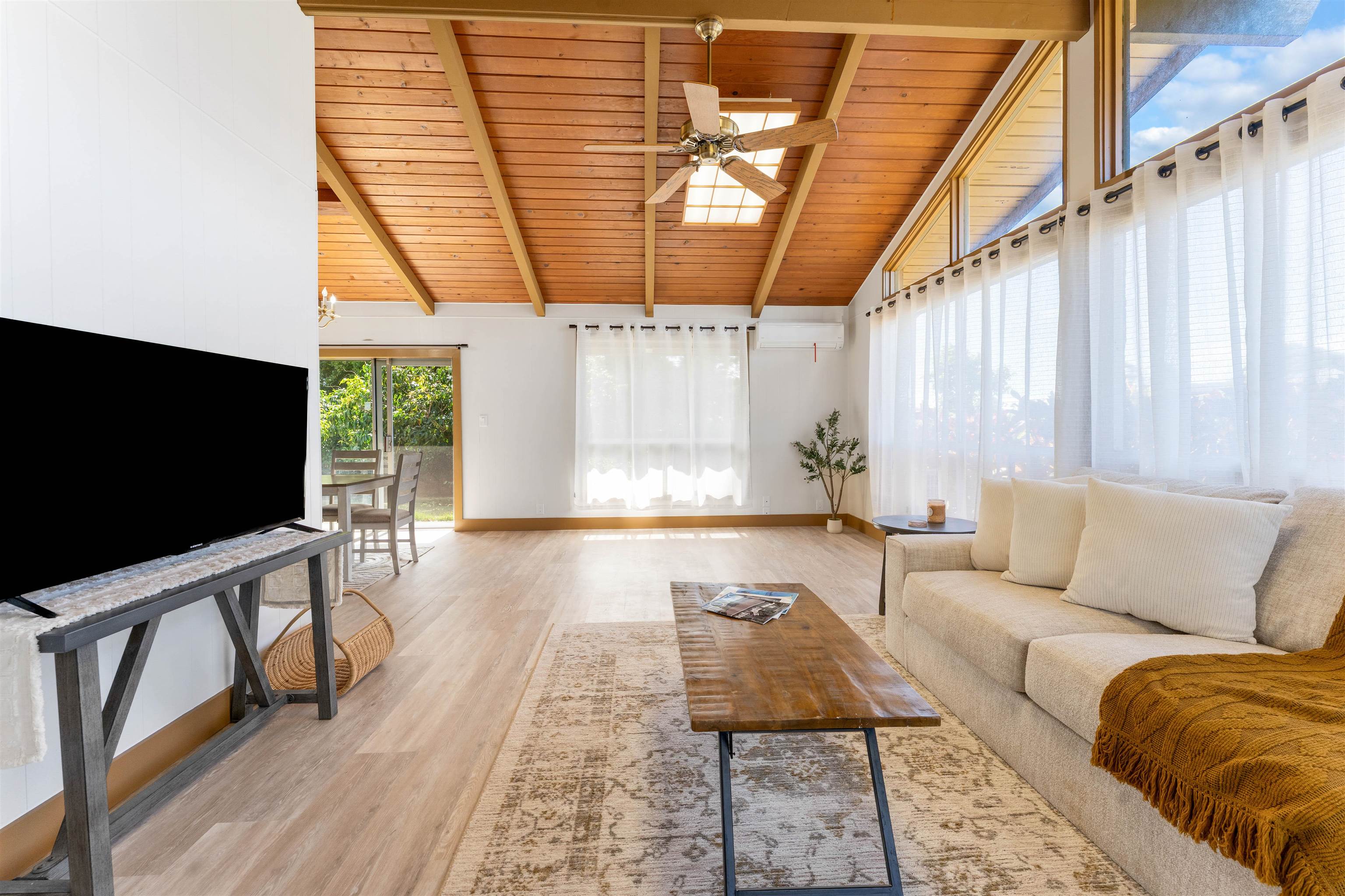 2806 Iolani St Property Photo 3