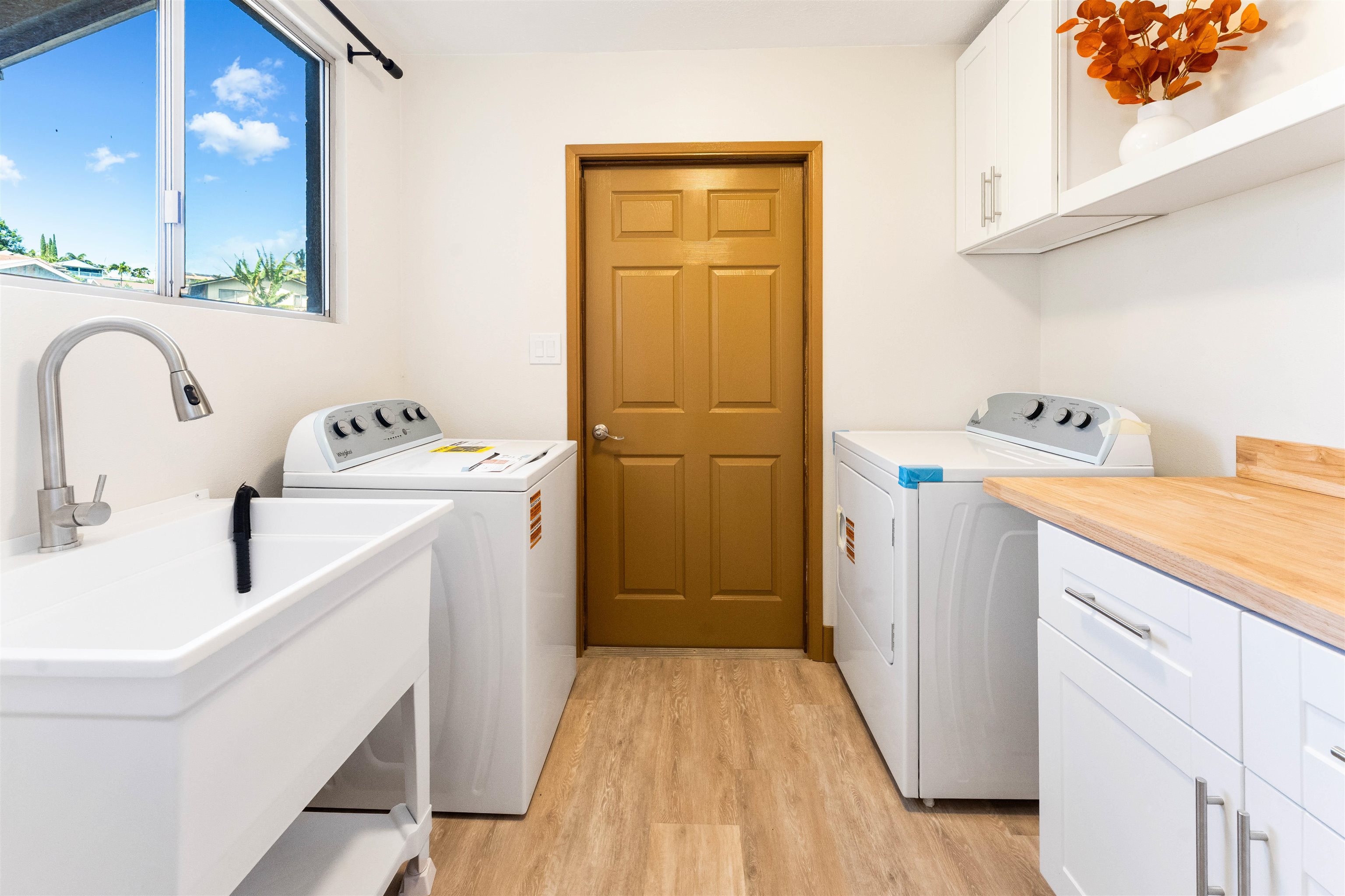 2806 Iolani St Property Photo 14
