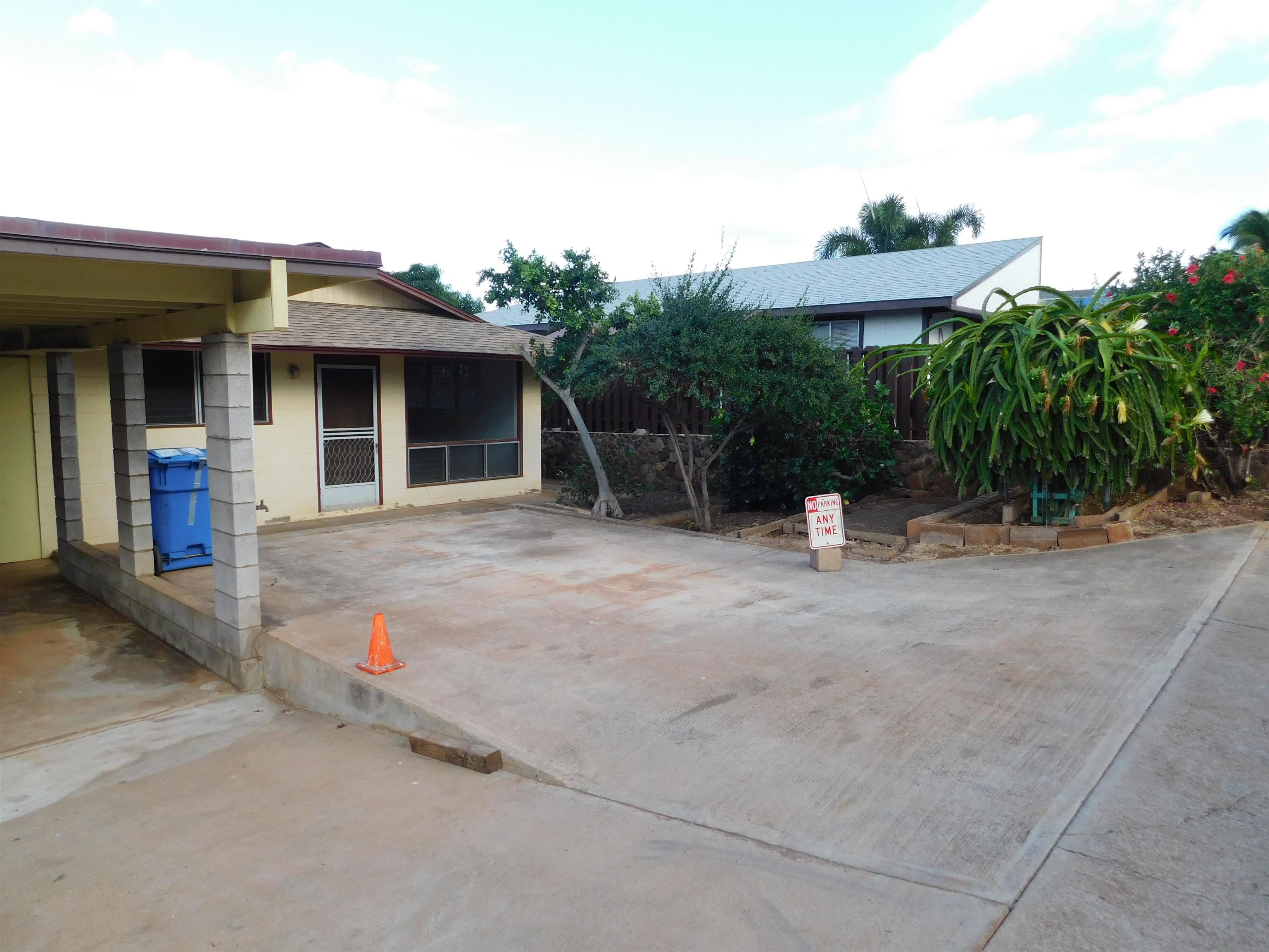 907 N Laalo Pl Property Photo 9