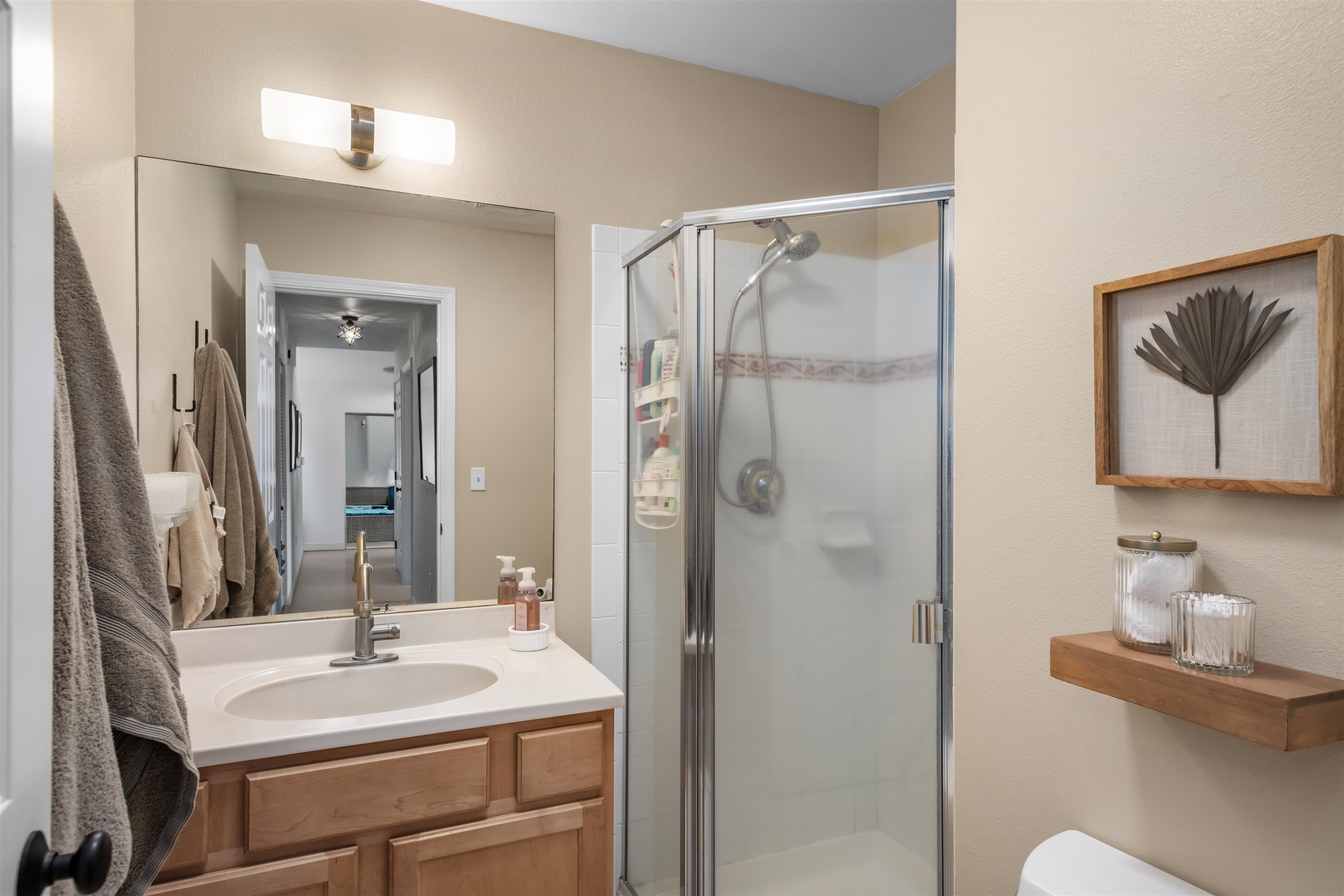 10 Halili Ln Property Photo 16