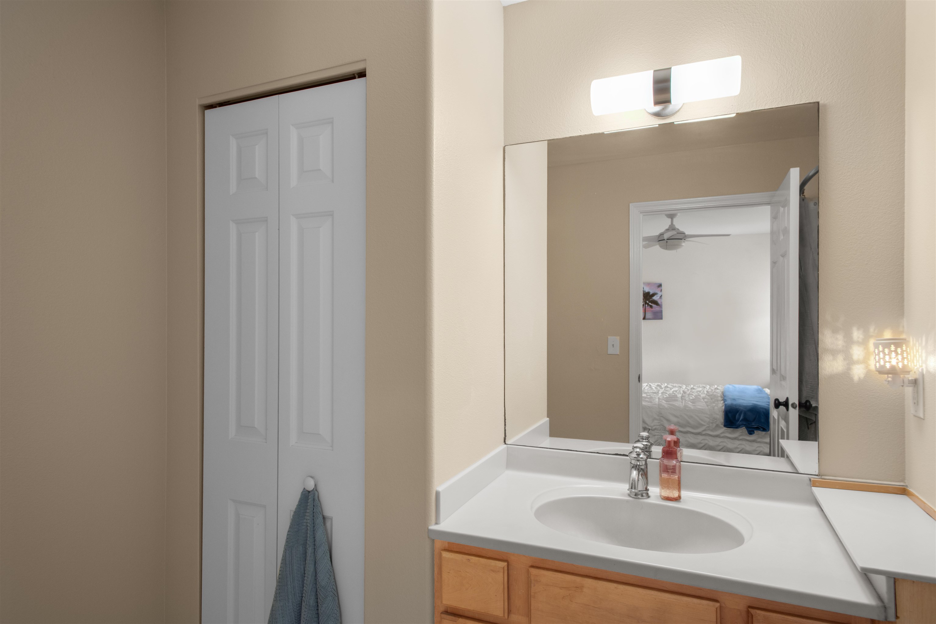 10 Halili Ln Property Photo 32