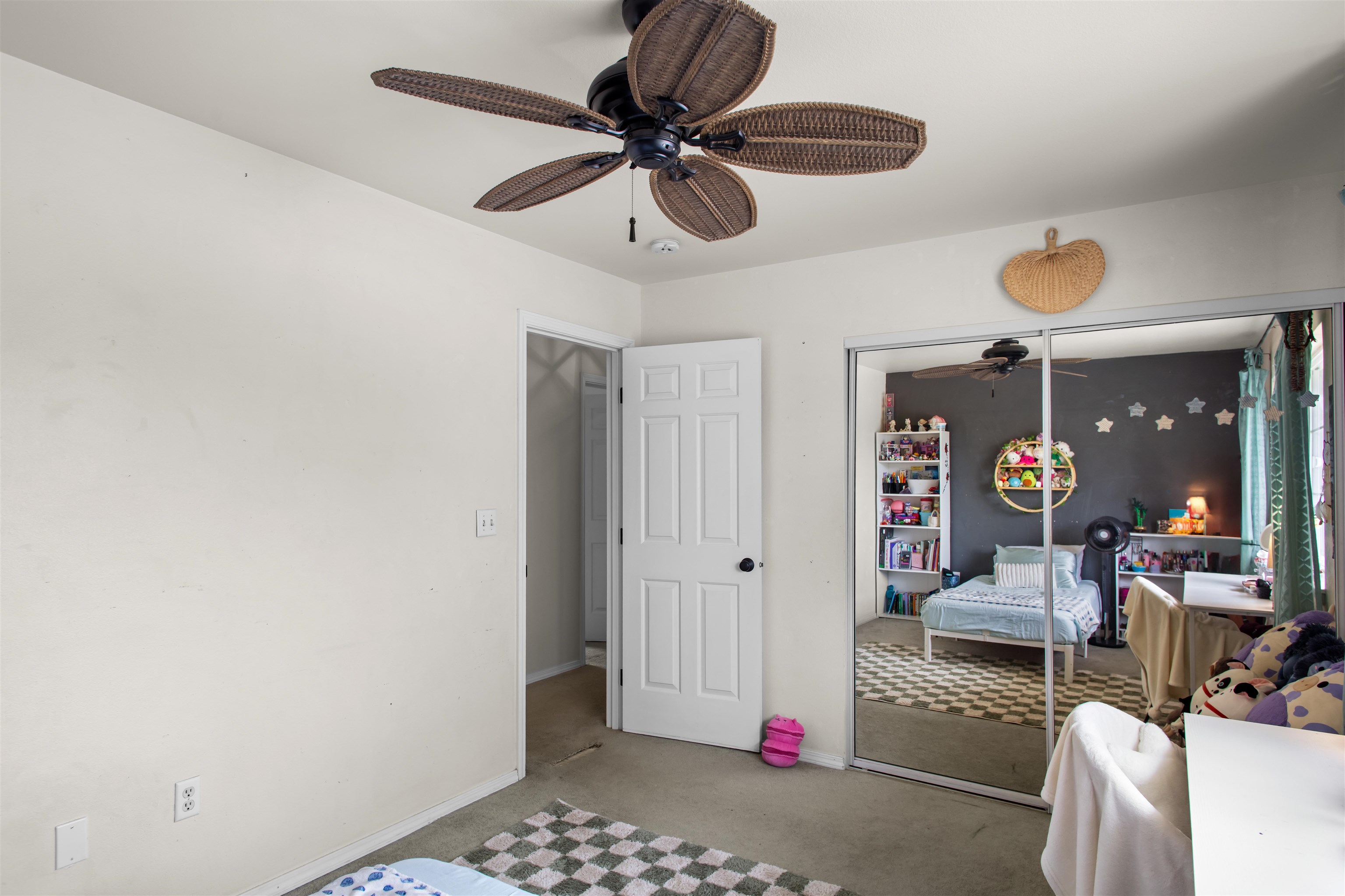 10 Halili Ln Property Photo 46