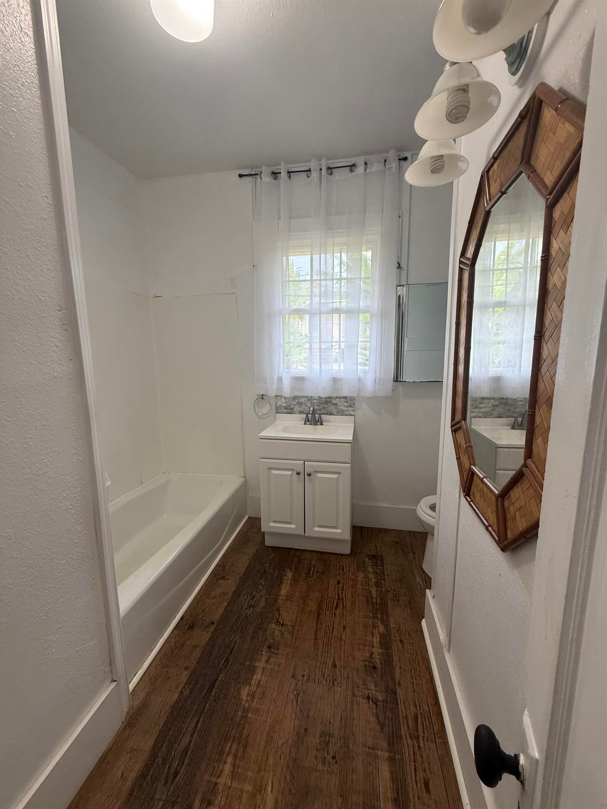 65 W Waiko Rd Property Photo 12