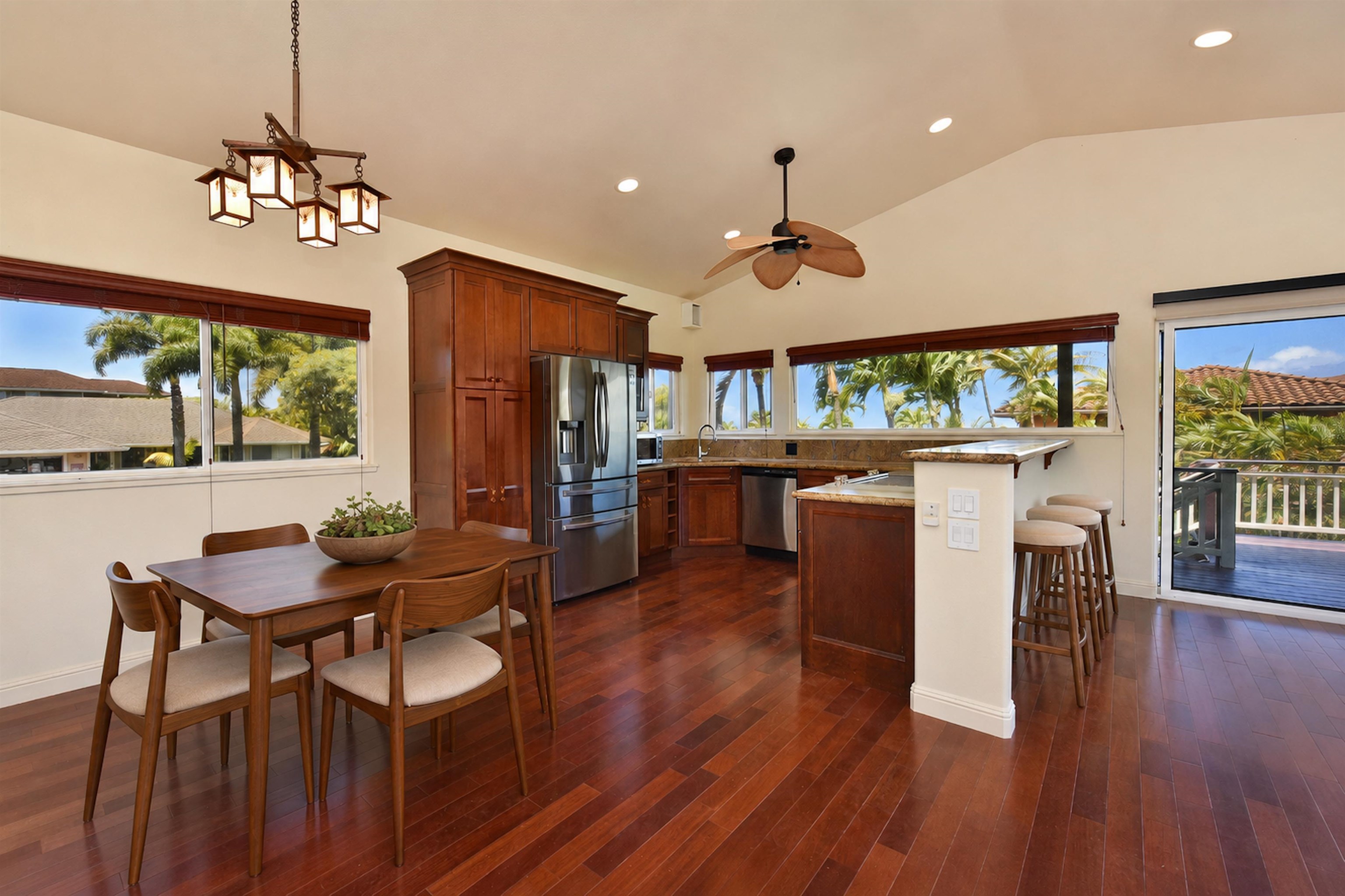 6 Iris Pl Property Photo 3