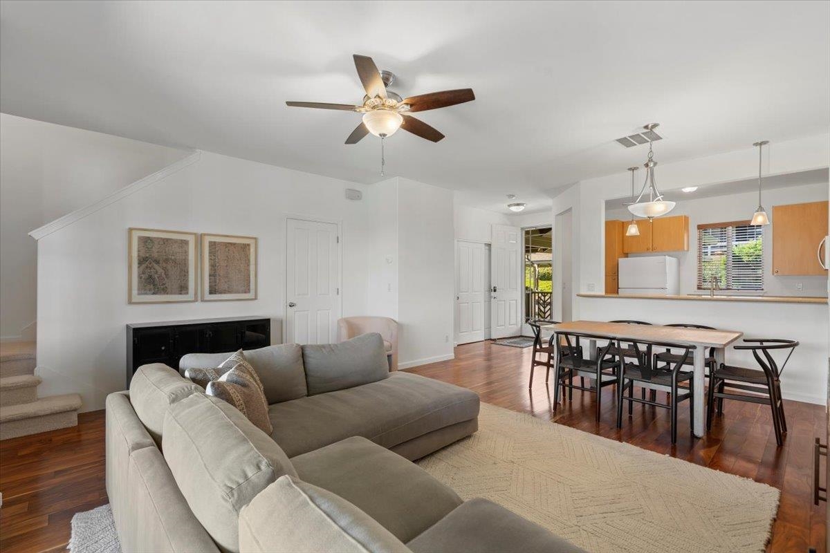 7 Kaloapelu Way Property Photo 3