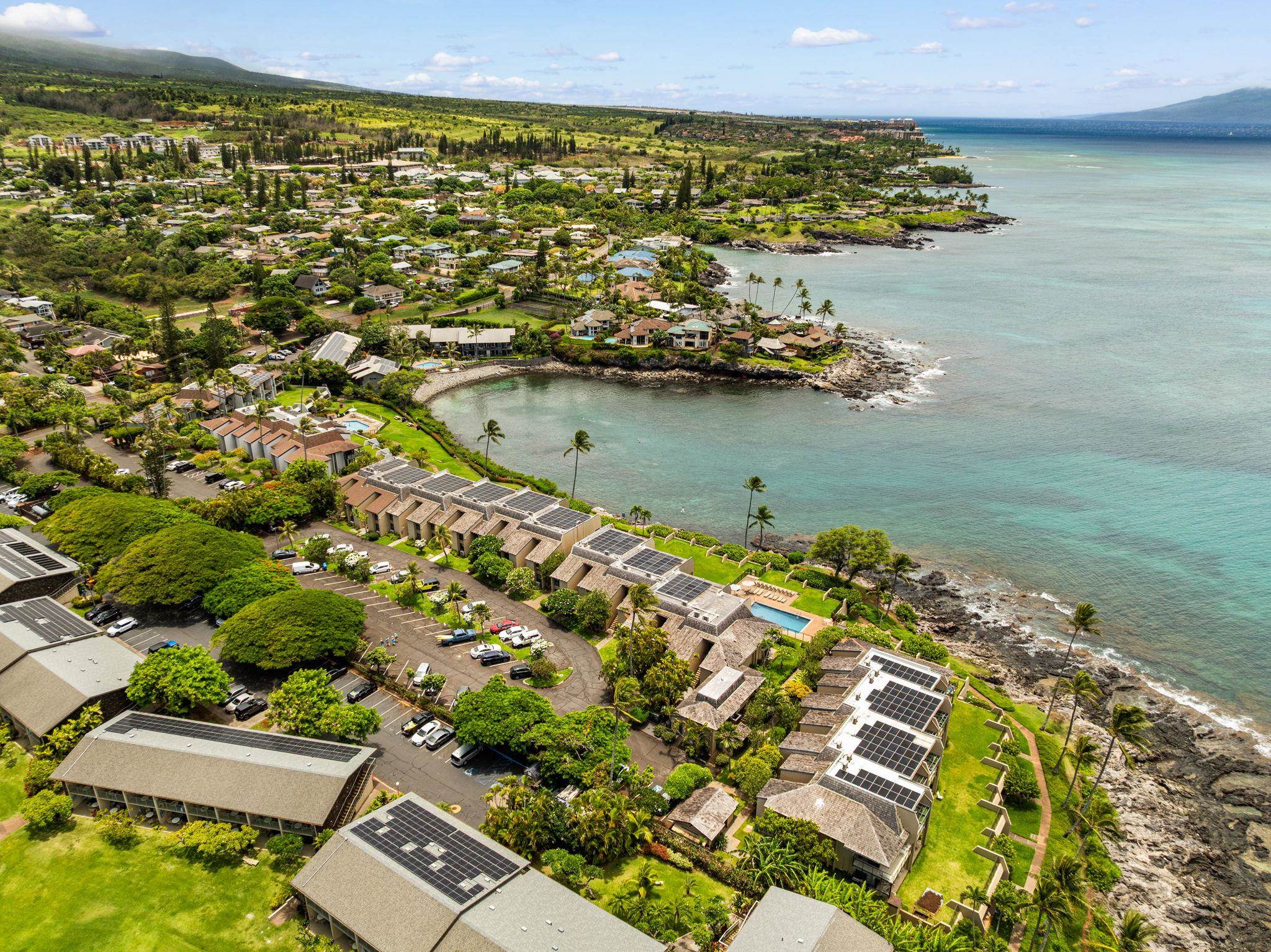 5290 Lower Honoapiilani Rd Property Photo 2