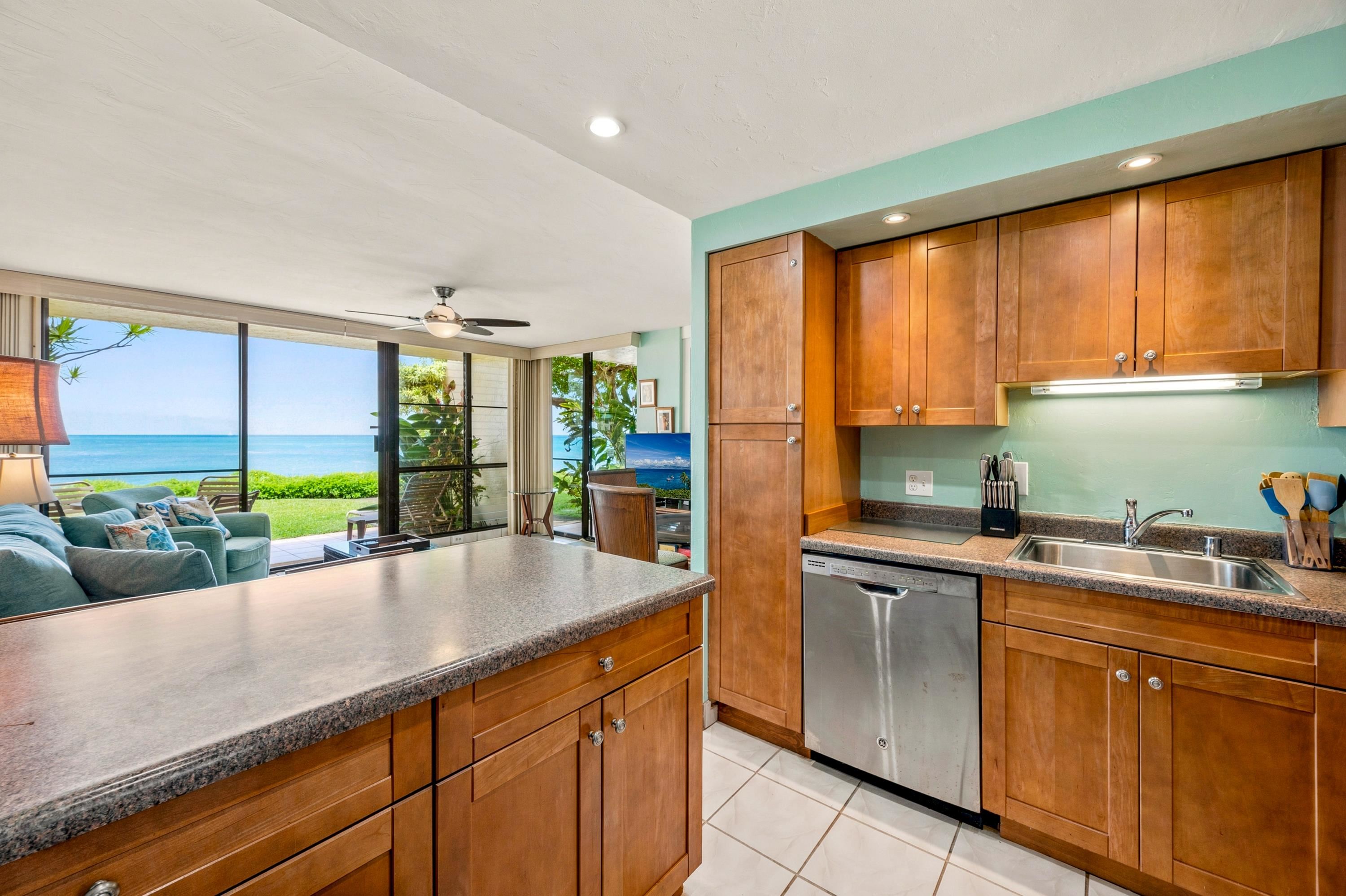 5290 Lower Honoapiilani Rd Property Photo 22
