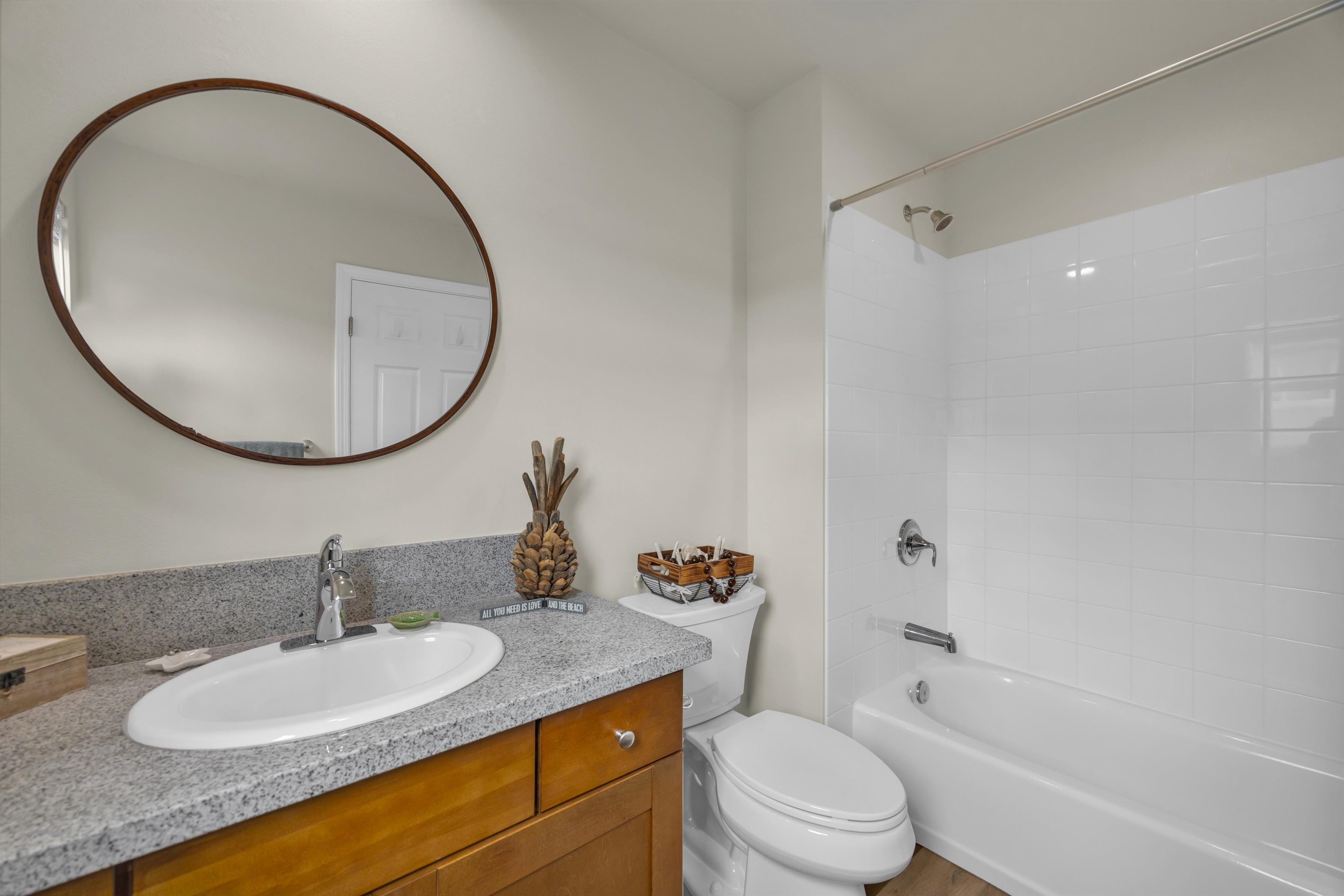 136 Tam Yau Pl Property Photo 13